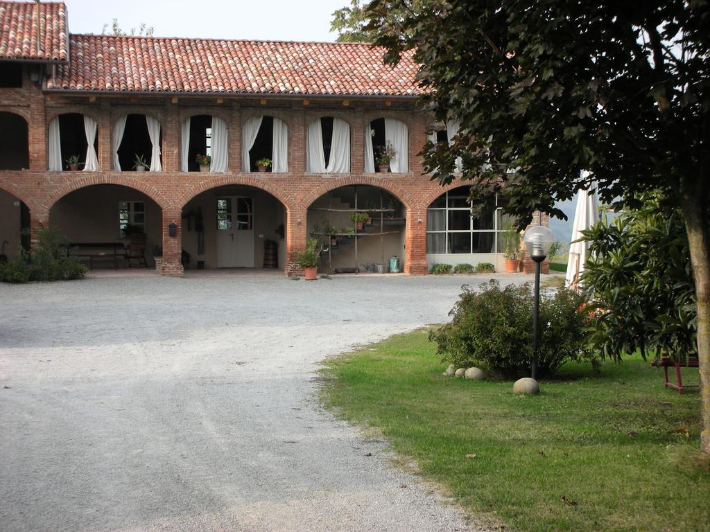 Villa Agriturismo Minaldo Dogliani Exterior foto